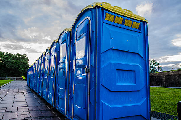 Best Best portable toilet rental  in East Cleveland, OH