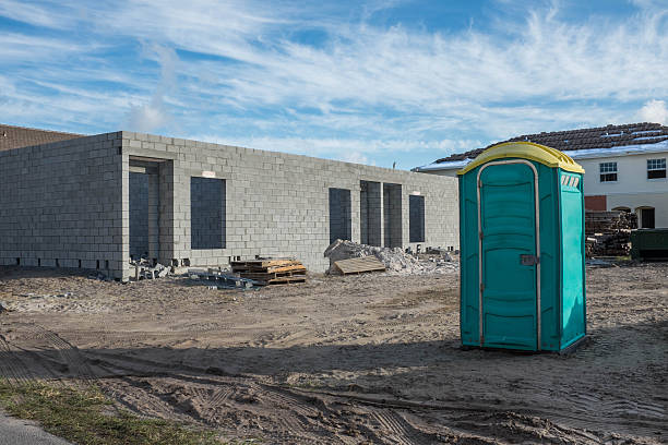 Best Porta potty rental near me  in East Cleveland, OH